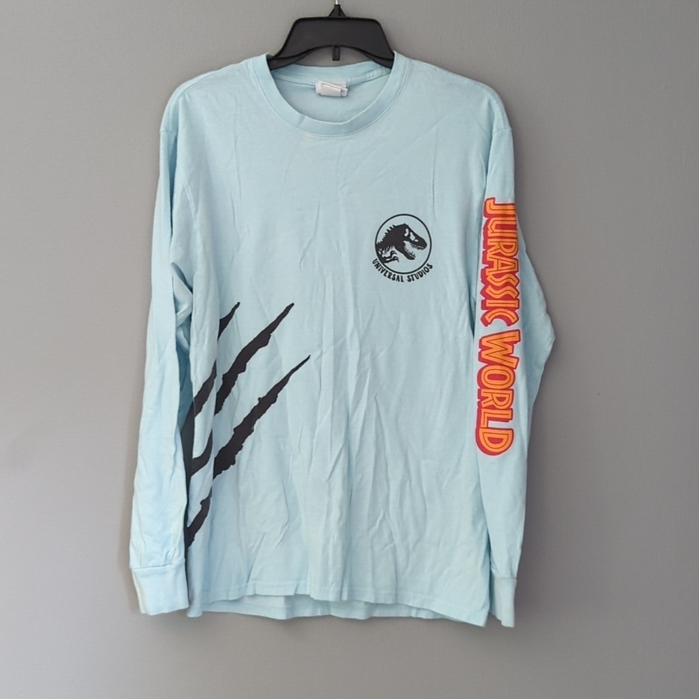 Jurassic World Long Sleeve size Small. Universal Studios long sleeve tshirt.